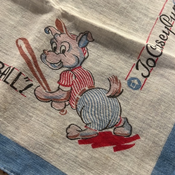 Three vintage Disney handkerchiefs - Picture 7 of 7